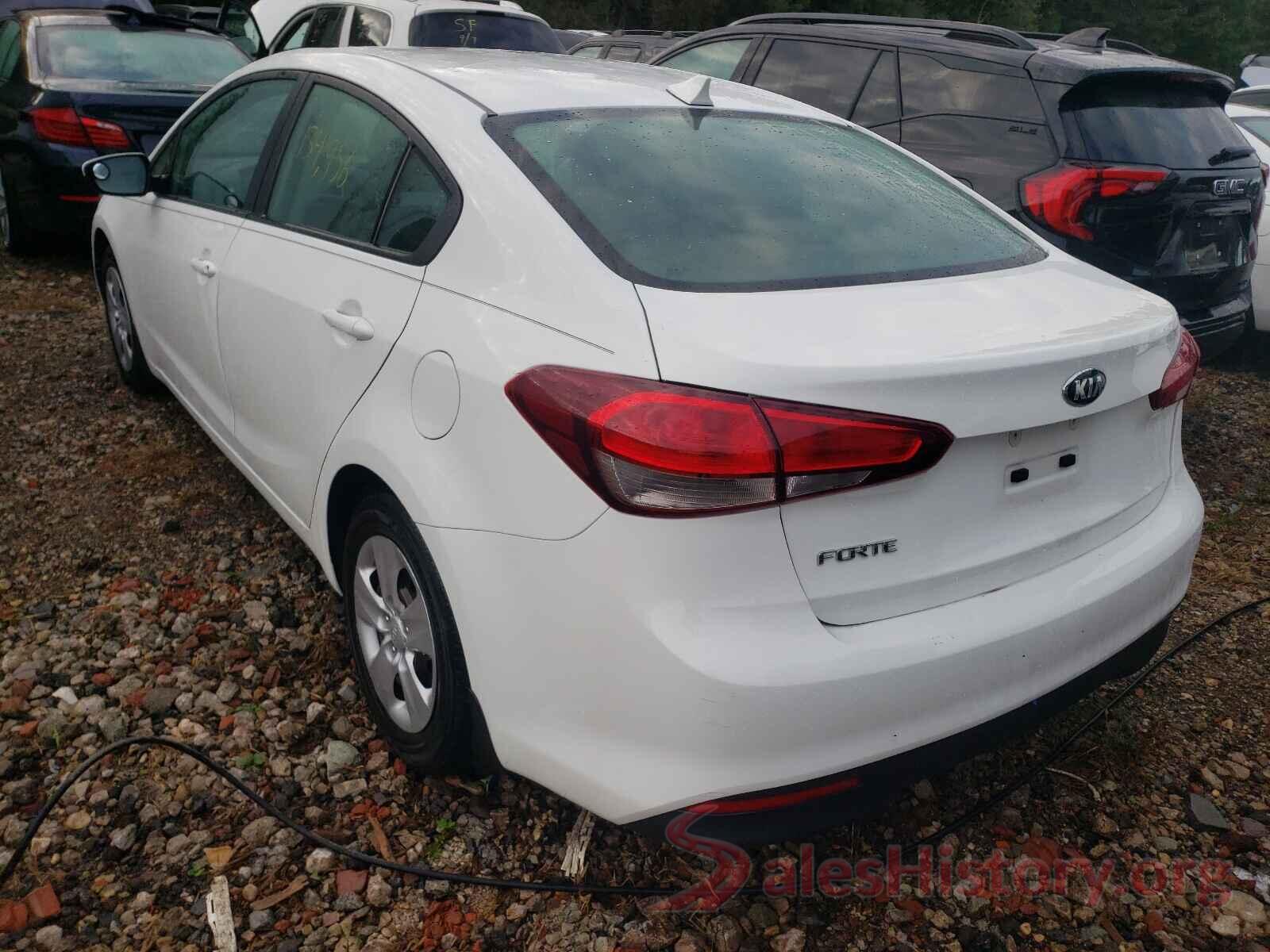 3KPFK4A7XHE063083 2017 KIA FORTE