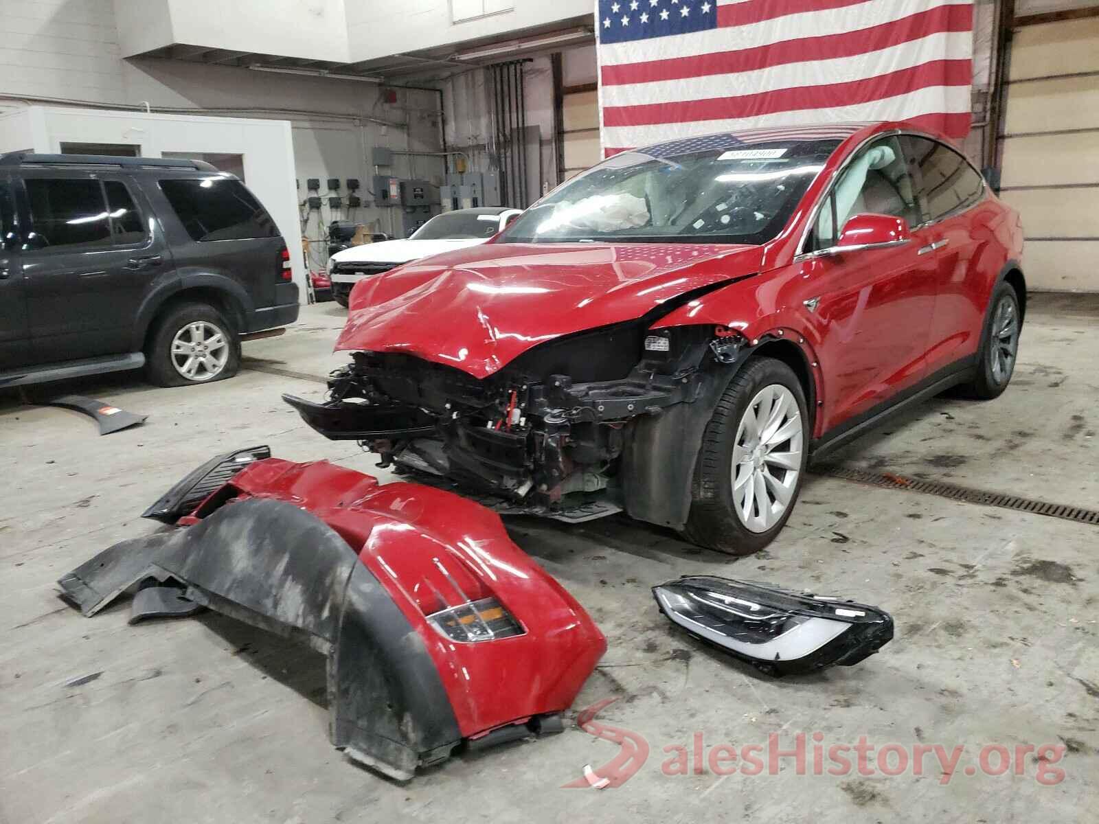 5YJXCBE21JF112837 2018 TESLA MODEL X