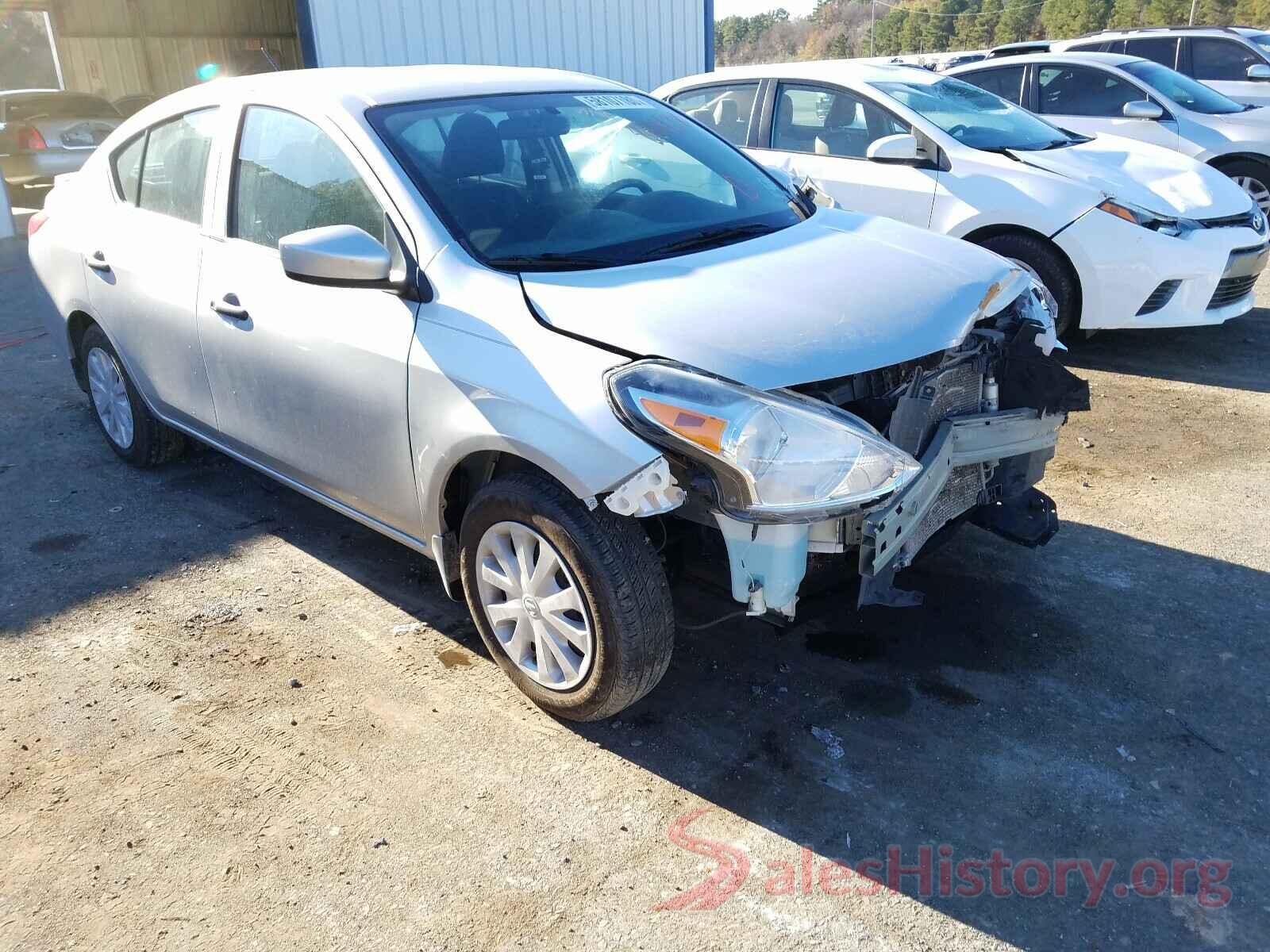 3N1CN7AP3JL888138 2018 NISSAN VERSA