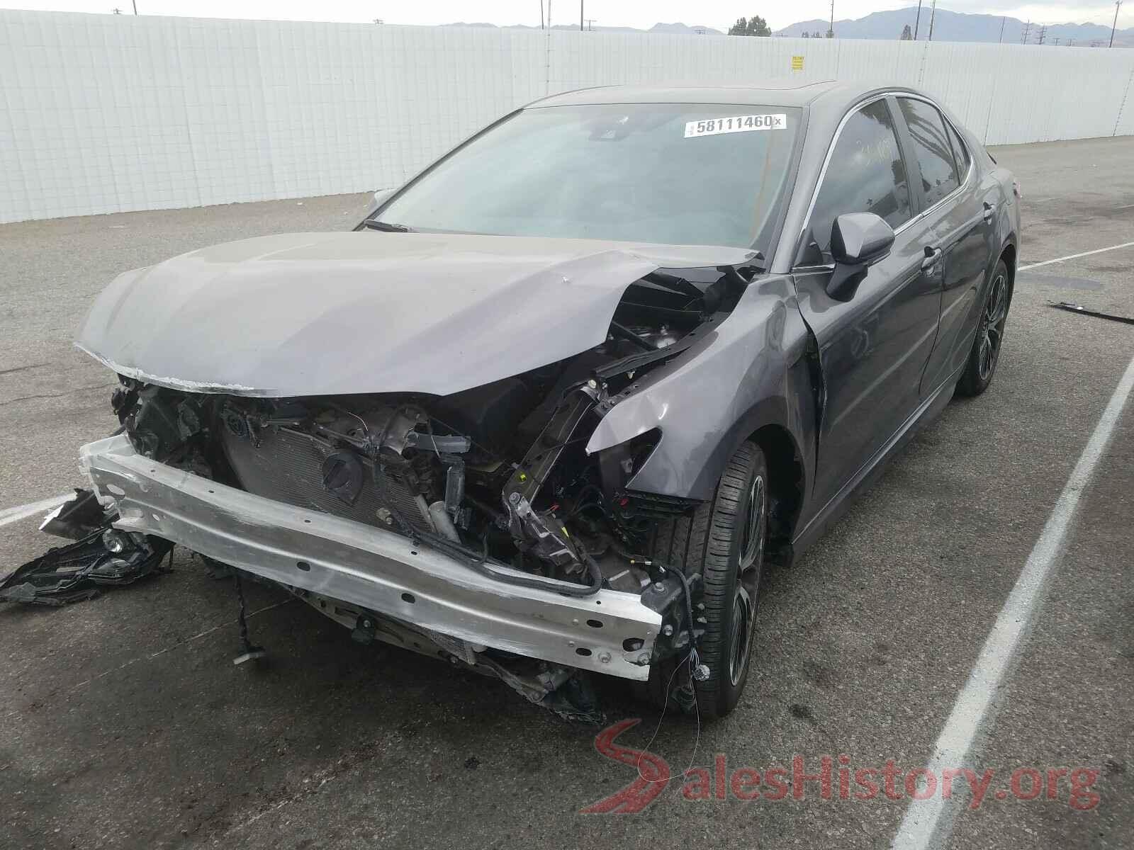 4T1J31AK9LU520305 2020 TOYOTA CAMRY