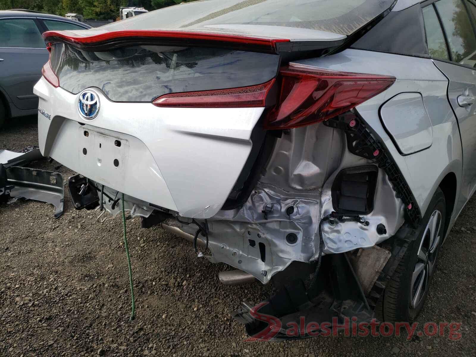 JTDKARFPXH3006817 2017 TOYOTA PRIUS