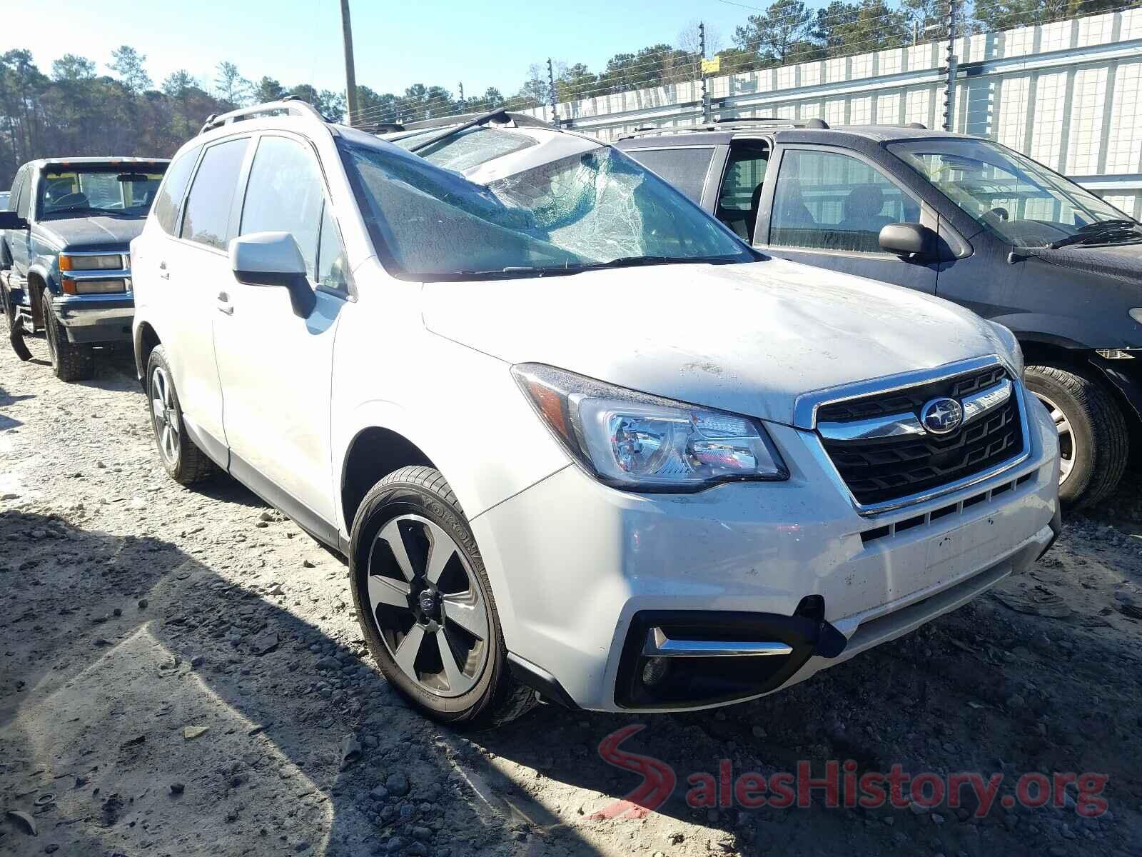 JF2SJAGC9JH555089 2018 SUBARU FORESTER