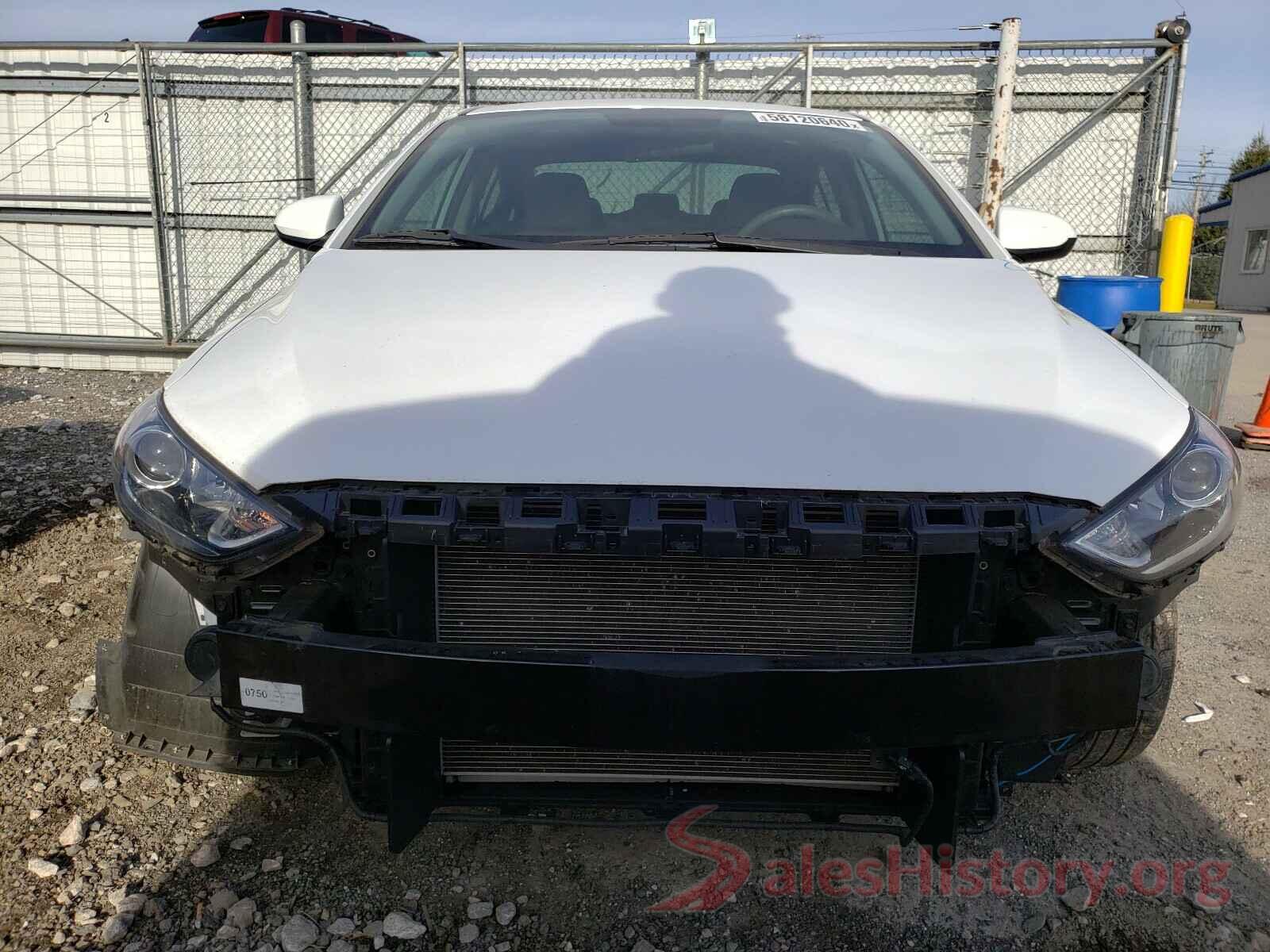 5NPD84LFXHH183942 2017 HYUNDAI ELANTRA