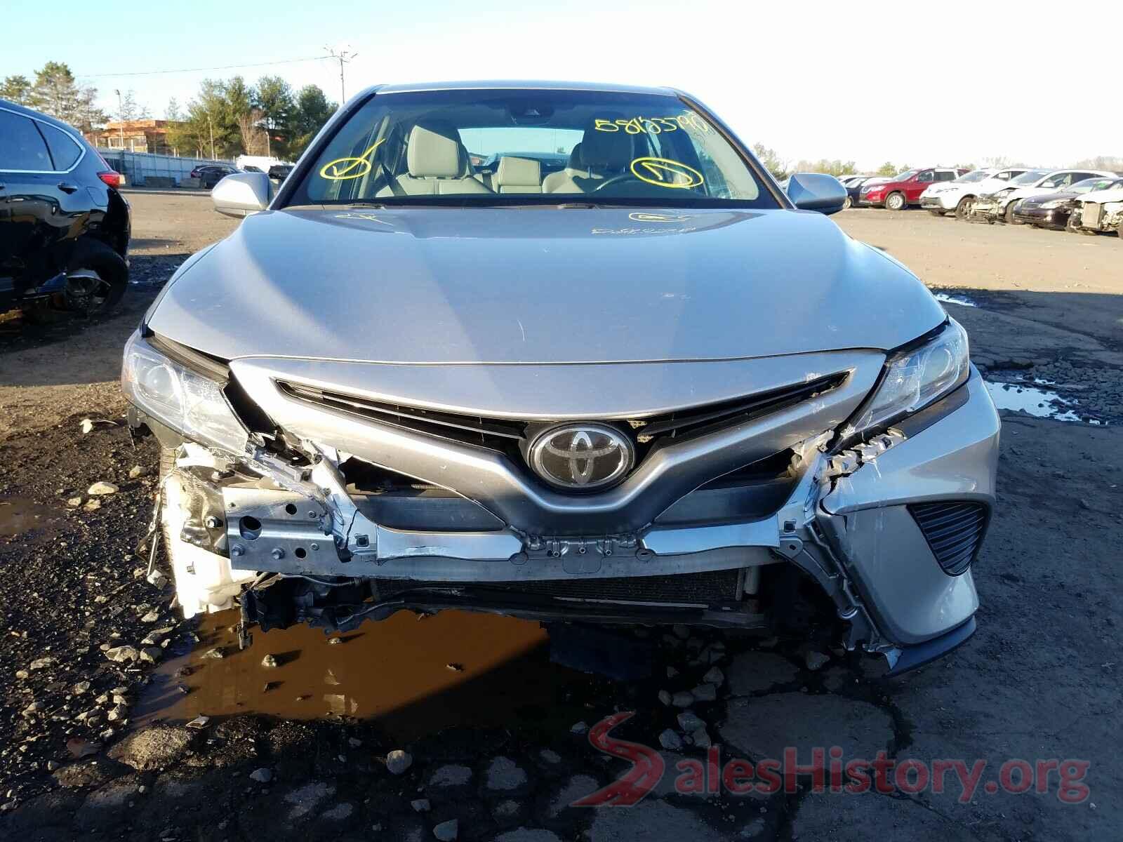 4T1B11HK9JU590660 2018 TOYOTA CAMRY