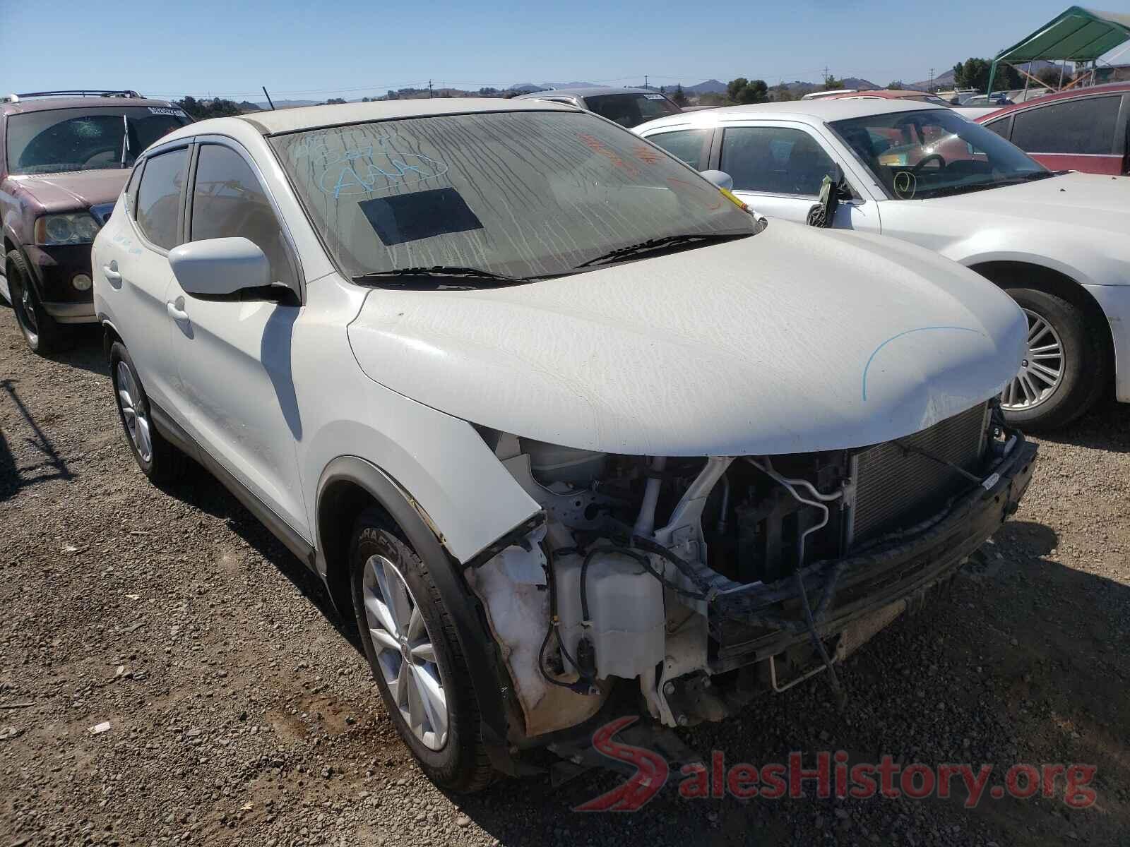 JN1BJ1CP7HW028300 2017 NISSAN ROGUE