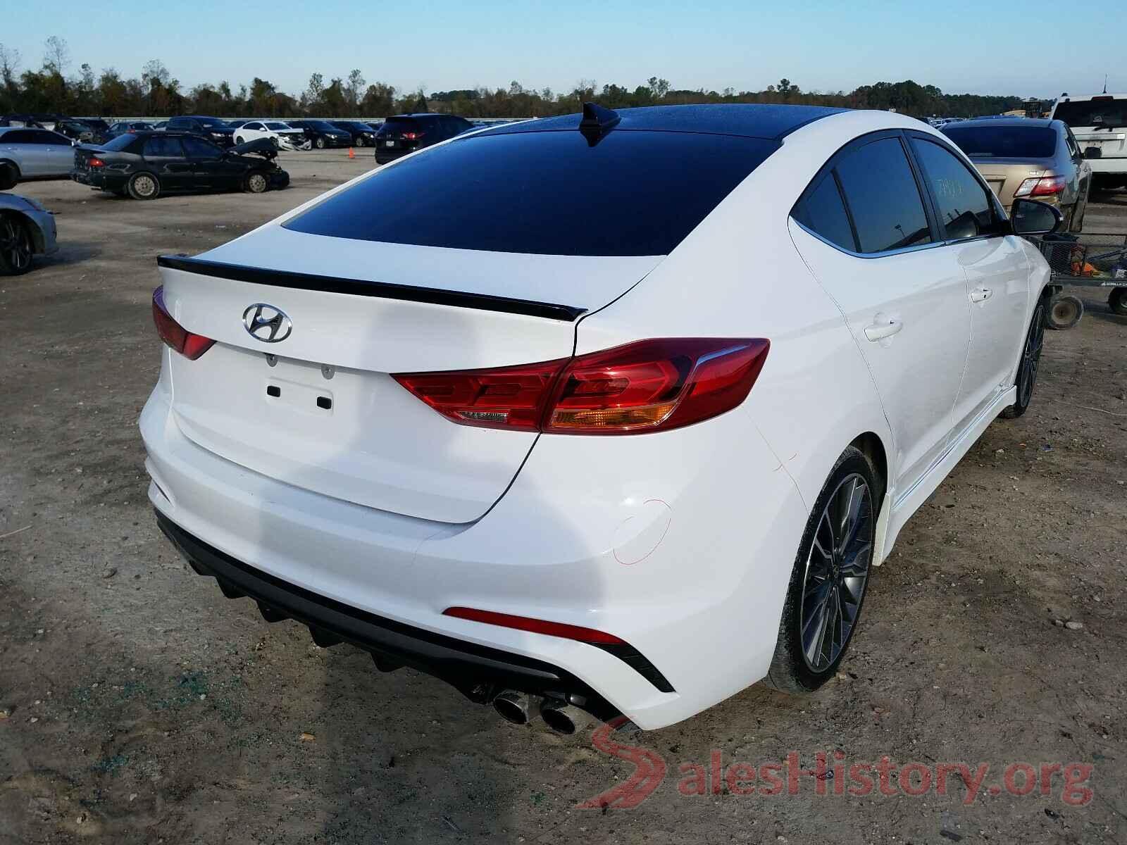 KMHD04LB5JU546420 2018 HYUNDAI ELANTRA