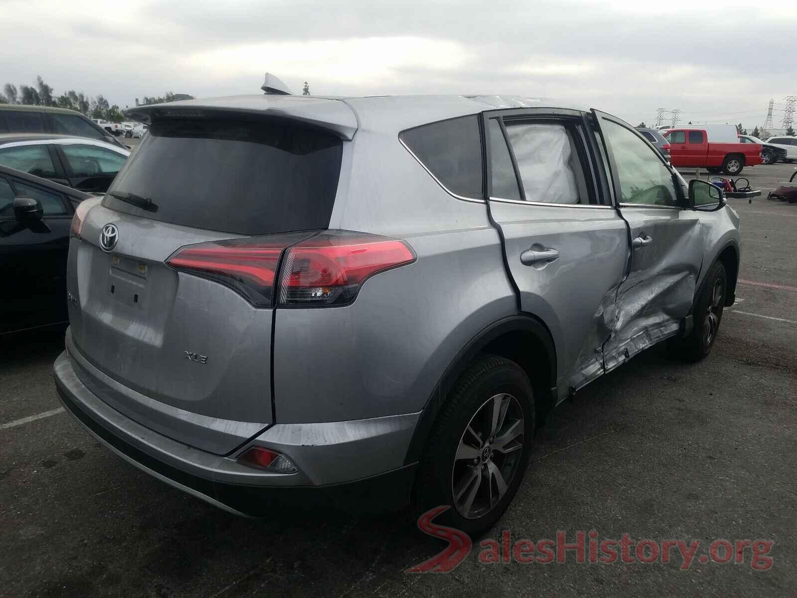 JTMWFREV4JJ166776 2018 TOYOTA RAV4