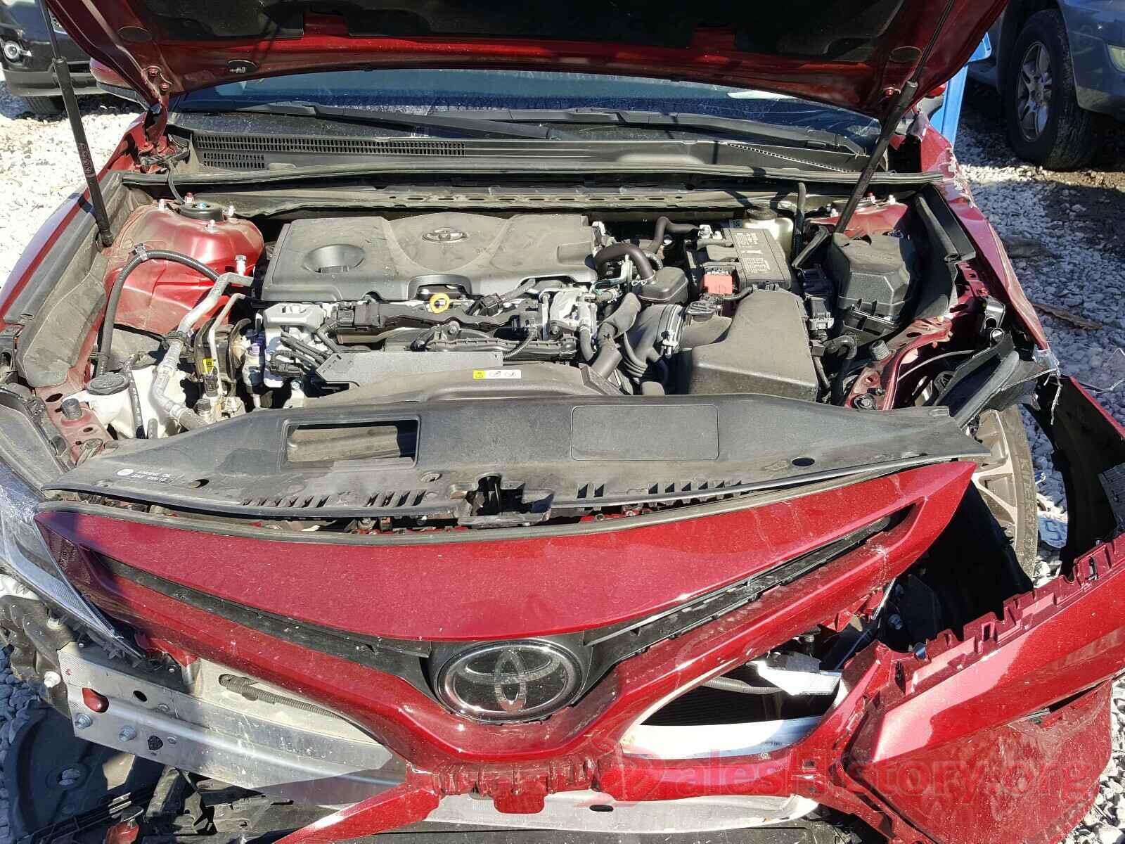 4T1B11HK8JU621994 2018 TOYOTA CAMRY