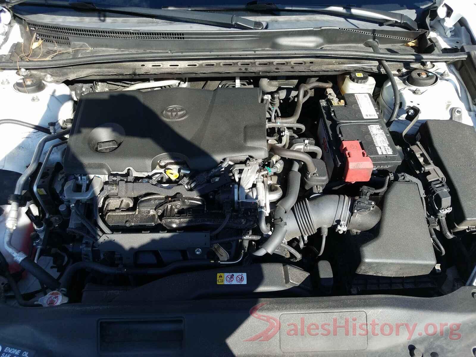 JTNB11HK5J3011072 2018 TOYOTA CAMRY