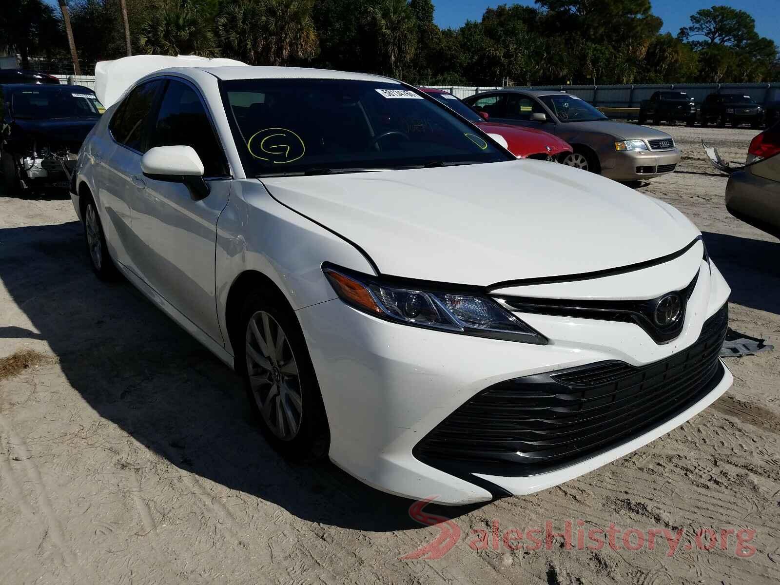 JTNB11HK5J3011072 2018 TOYOTA CAMRY