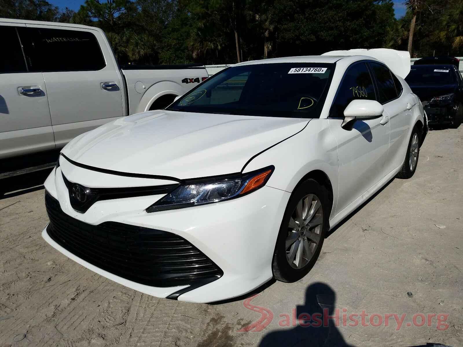 JTNB11HK5J3011072 2018 TOYOTA CAMRY