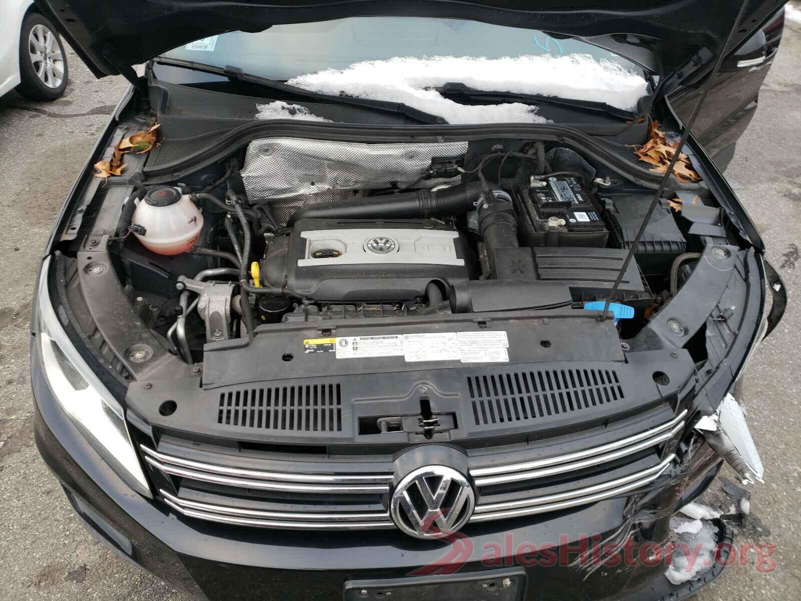 WVGBV7AX0HK052710 2017 VOLKSWAGEN TIGUAN