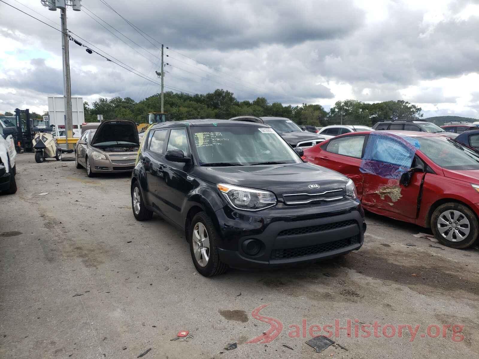 KNDJN2A2XH7503832 2017 KIA SOUL