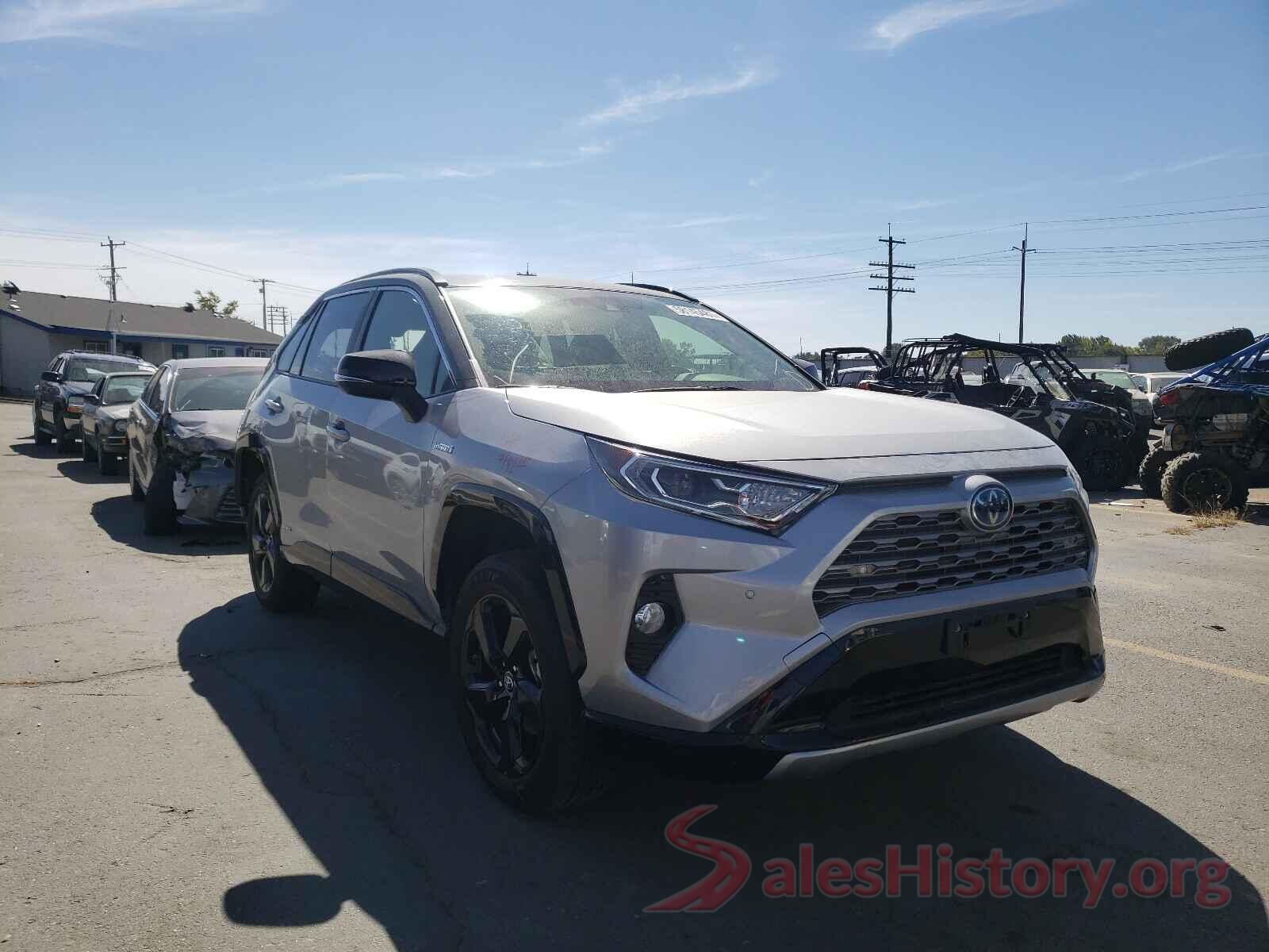 JTMEWRFV1KD502720 2019 TOYOTA RAV4