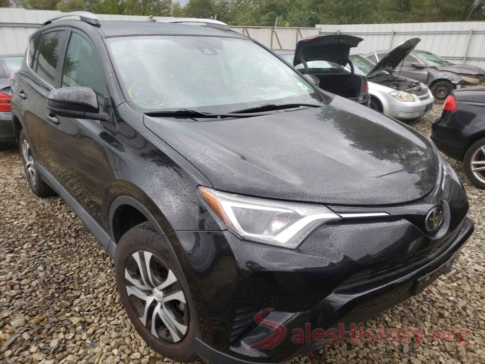 2T3BFREV9JW708390 2018 TOYOTA RAV4