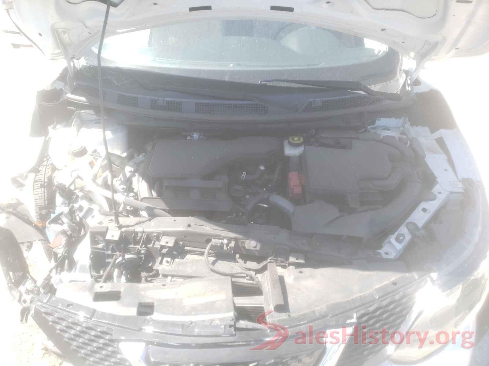 JN1BJ1CR8JW280662 2018 NISSAN ROGUE