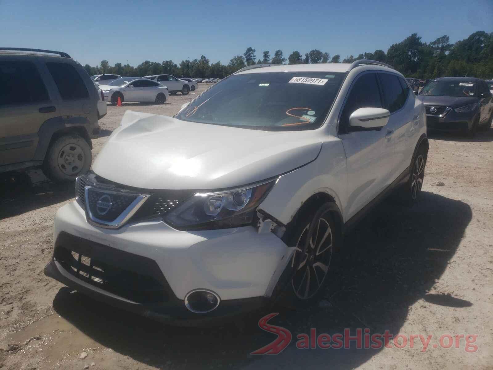 JN1BJ1CR8JW280662 2018 NISSAN ROGUE