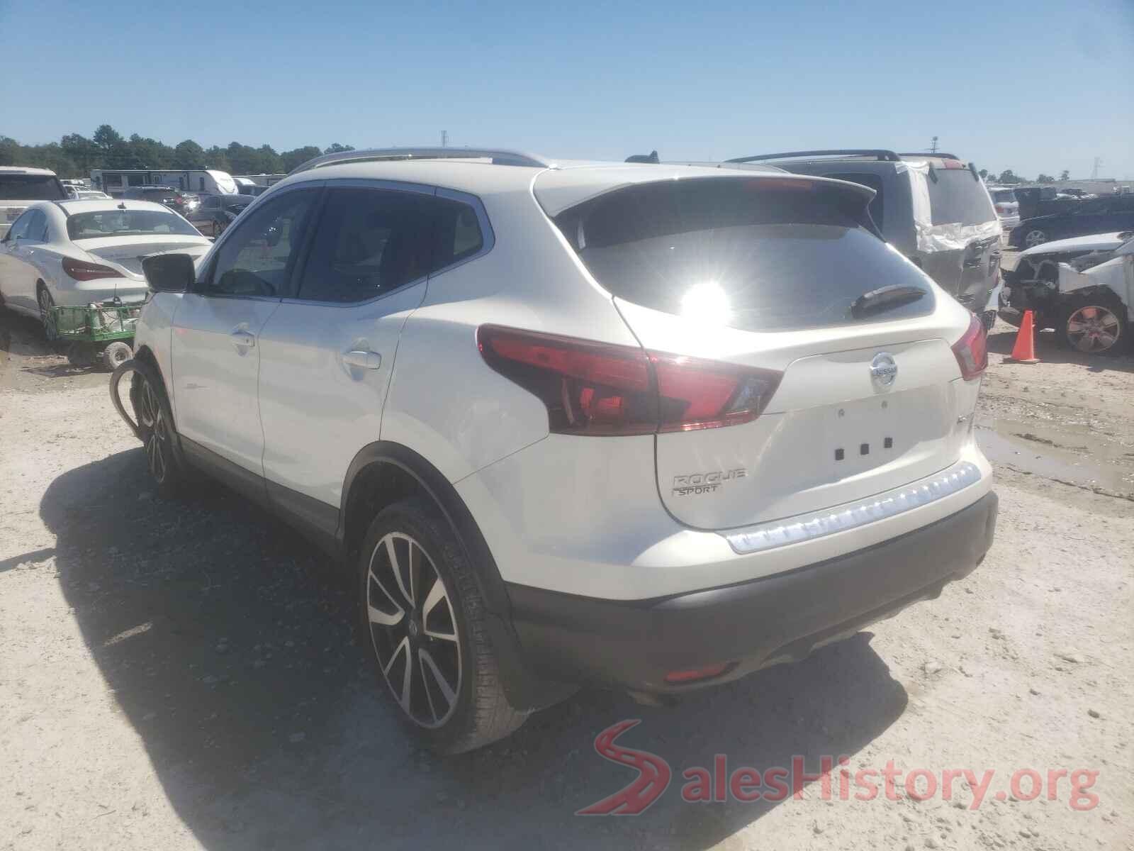 JN1BJ1CR8JW280662 2018 NISSAN ROGUE