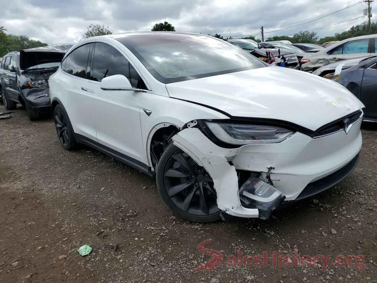 5YJXCBE25KF153666 2019 TESLA MODEL X