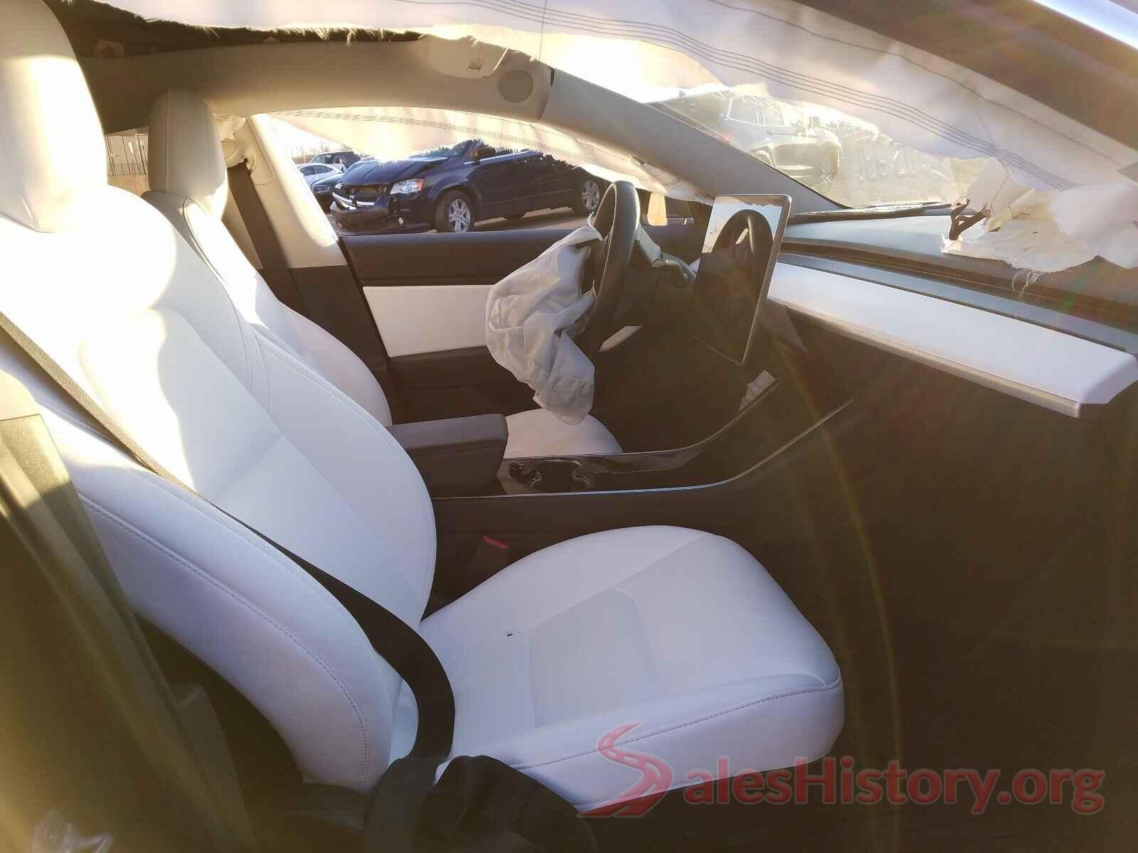 5YJ3E1EBXJF111916 2018 TESLA MODEL 3