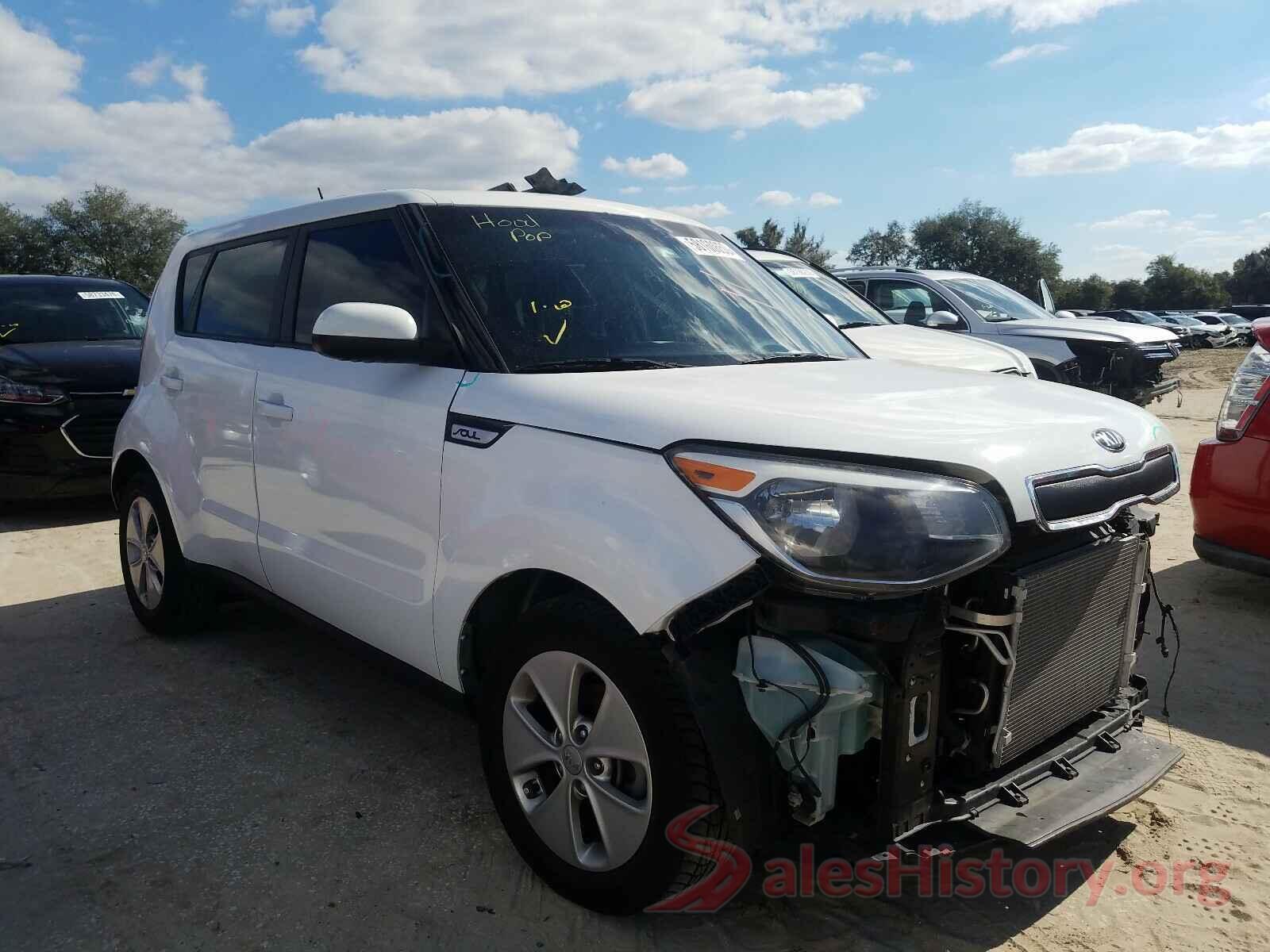 KNDJN2A20G7339585 2016 KIA SOUL