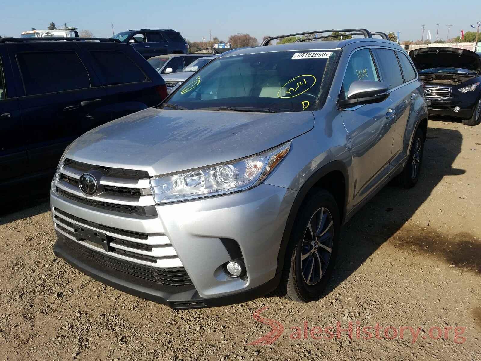 5TDKZRFH1JS271616 2018 TOYOTA HIGHLANDER