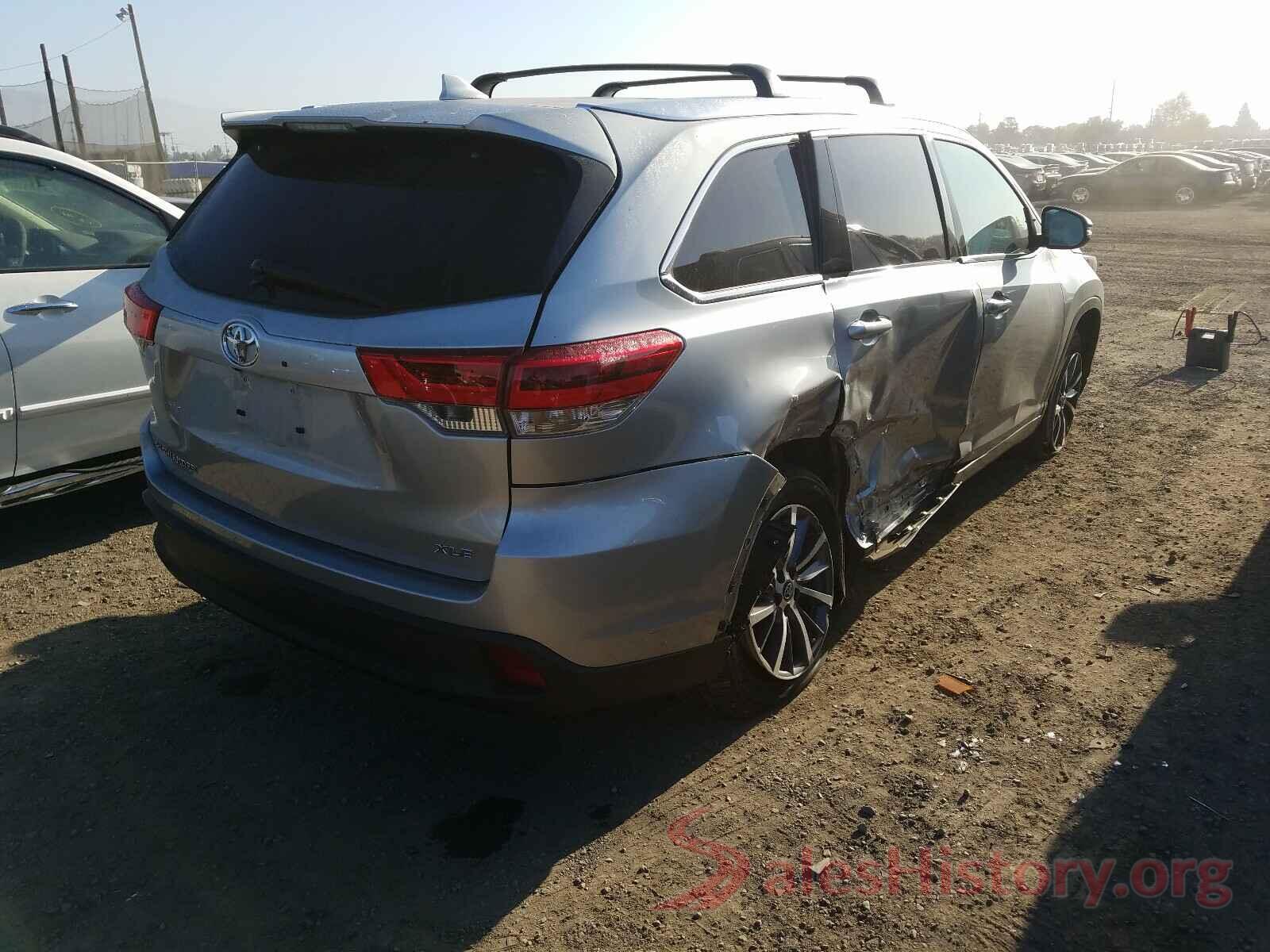 5TDKZRFH1JS271616 2018 TOYOTA HIGHLANDER