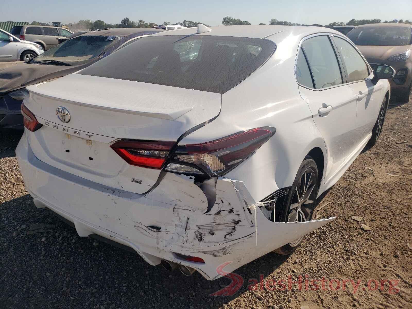 4T1G11AK9MU593319 2021 TOYOTA CAMRY