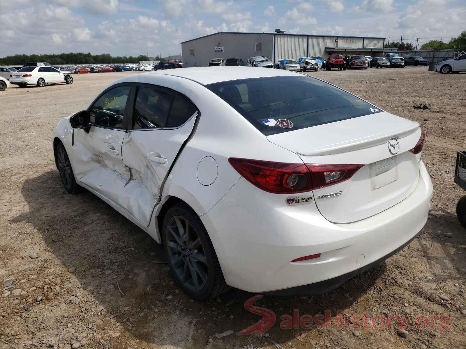 3MZBN1V36JM271210 2018 MAZDA 3