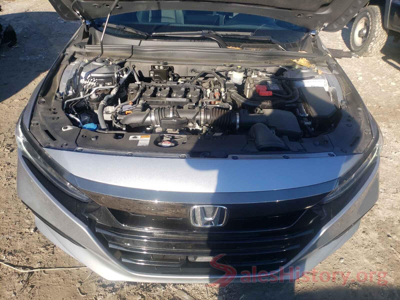 1HGCV1F35JA065428 2018 HONDA ACCORD