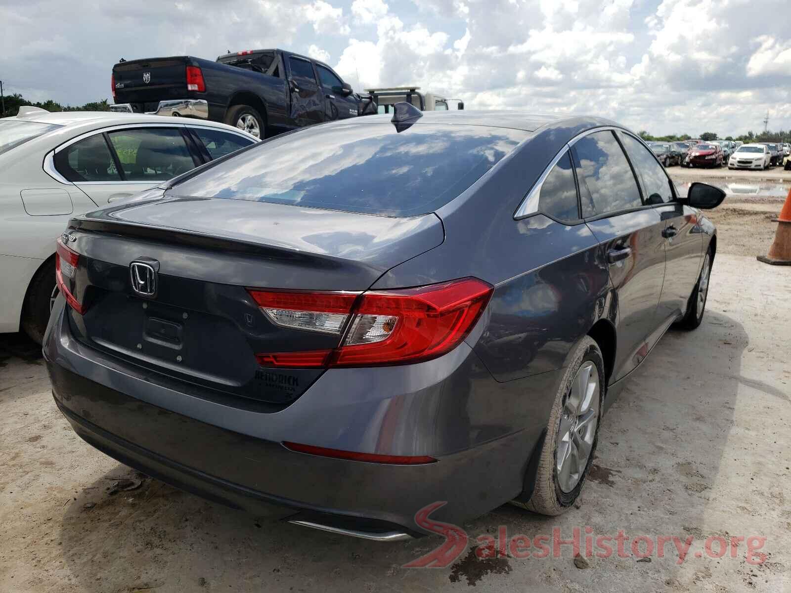 1HGCV1F15JA064892 2018 HONDA ACCORD