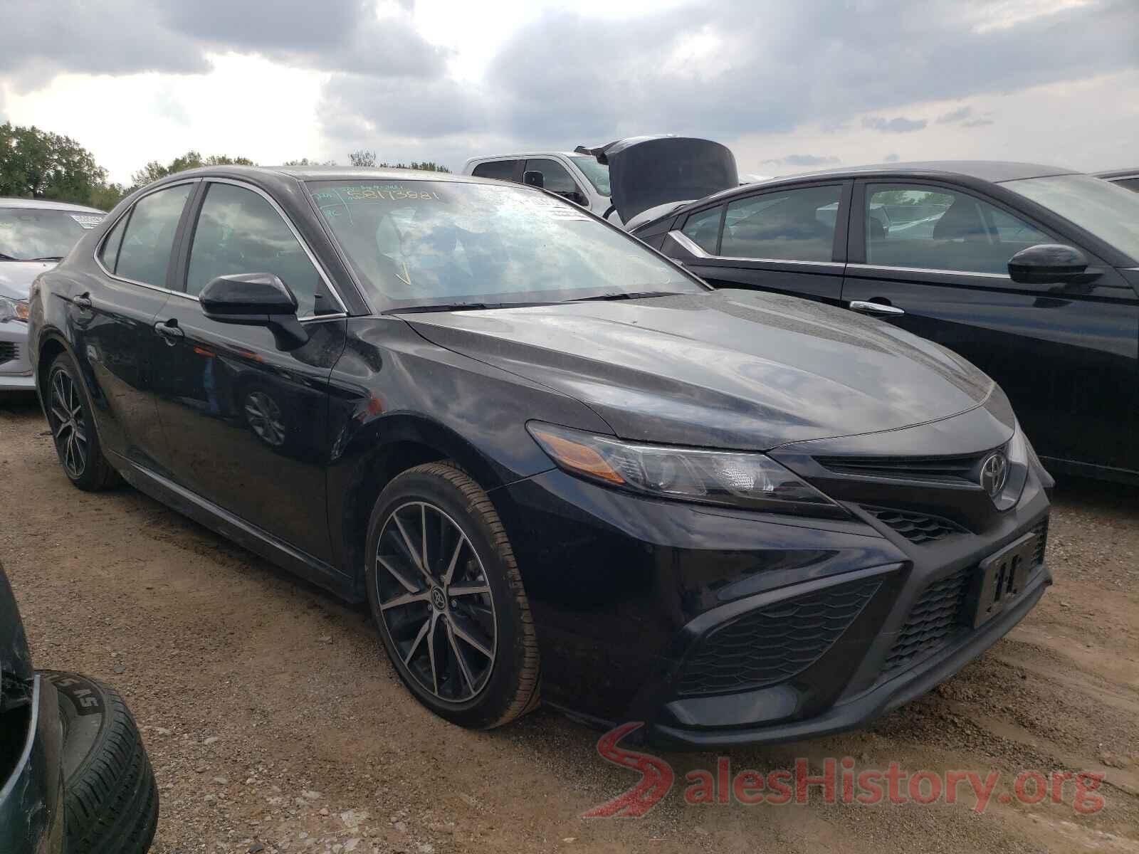 4T1G11AK8MU436882 2021 TOYOTA CAMRY