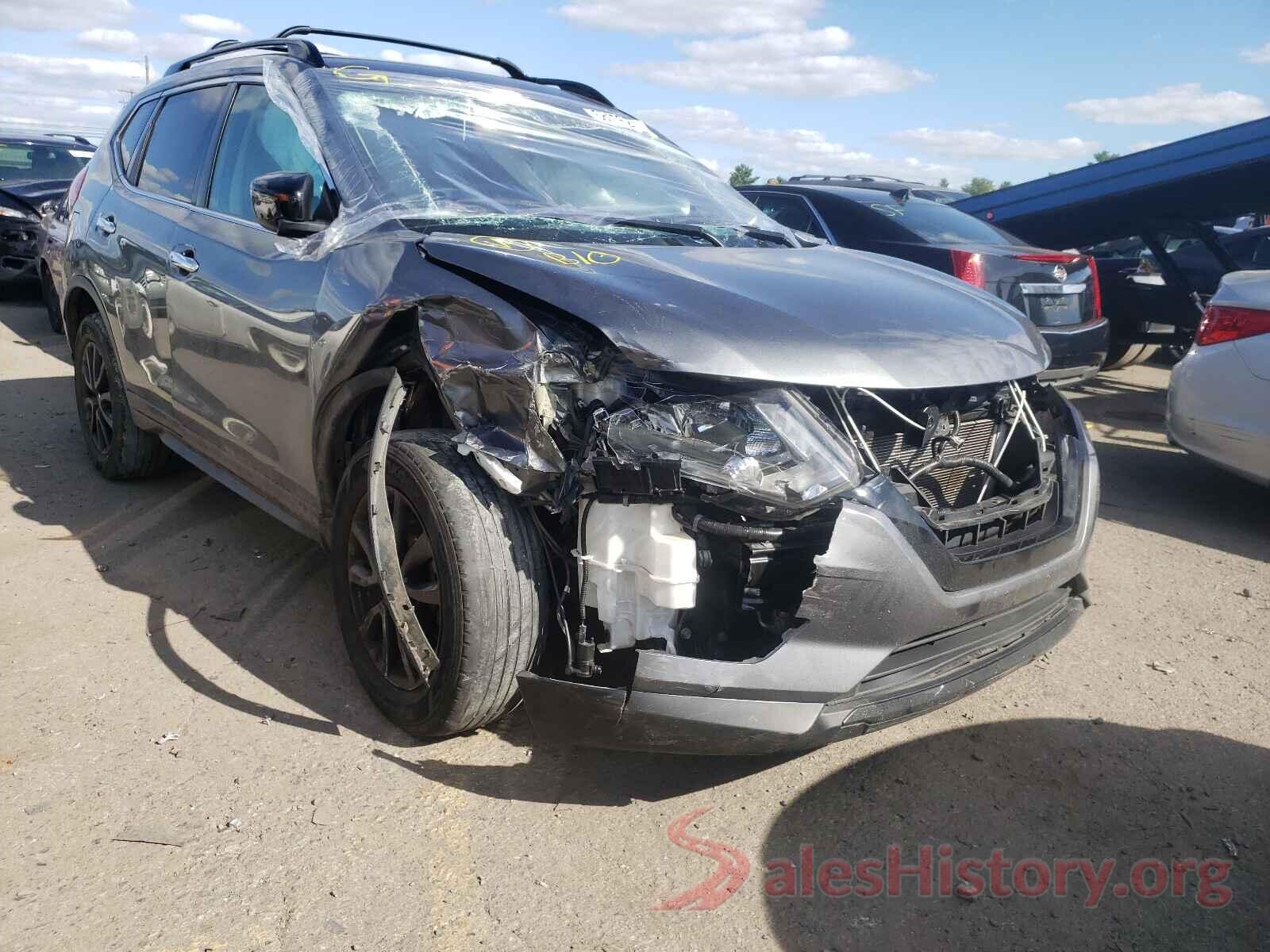 5N1AT2MVXJC758906 2018 NISSAN ROGUE