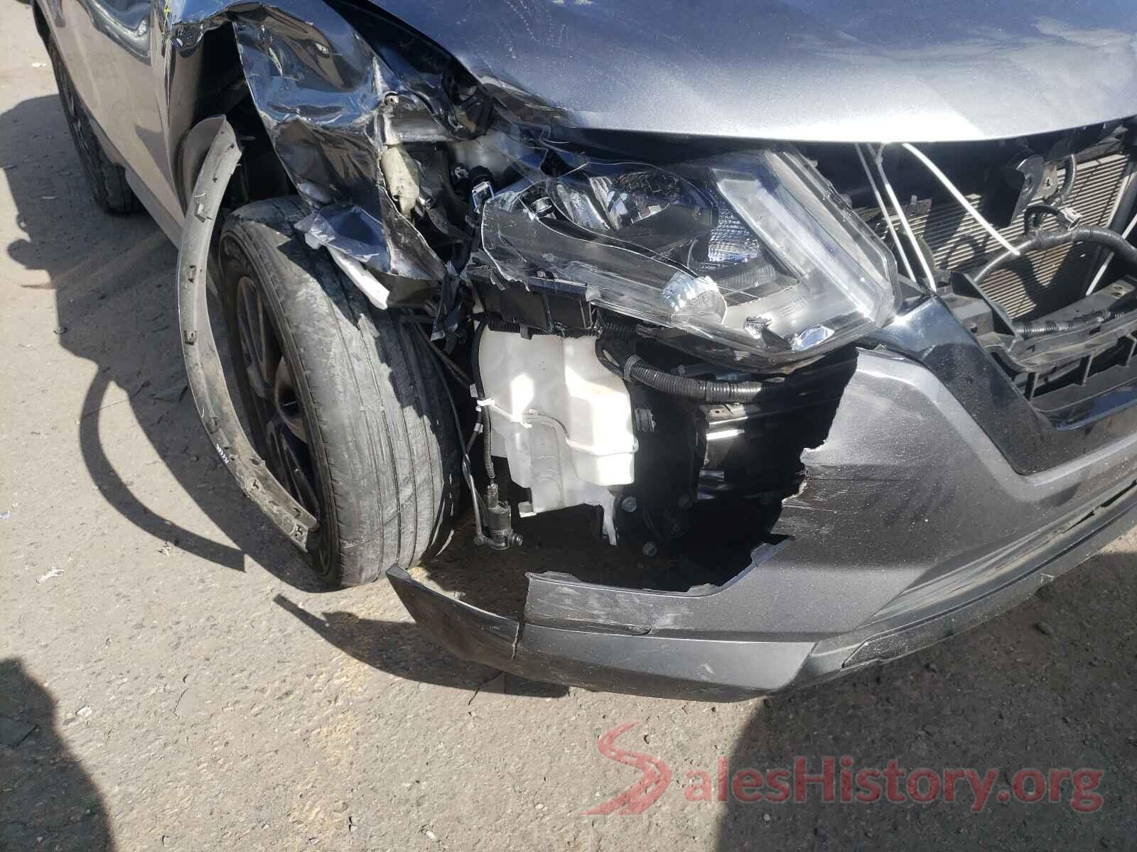 5N1AT2MVXJC758906 2018 NISSAN ROGUE