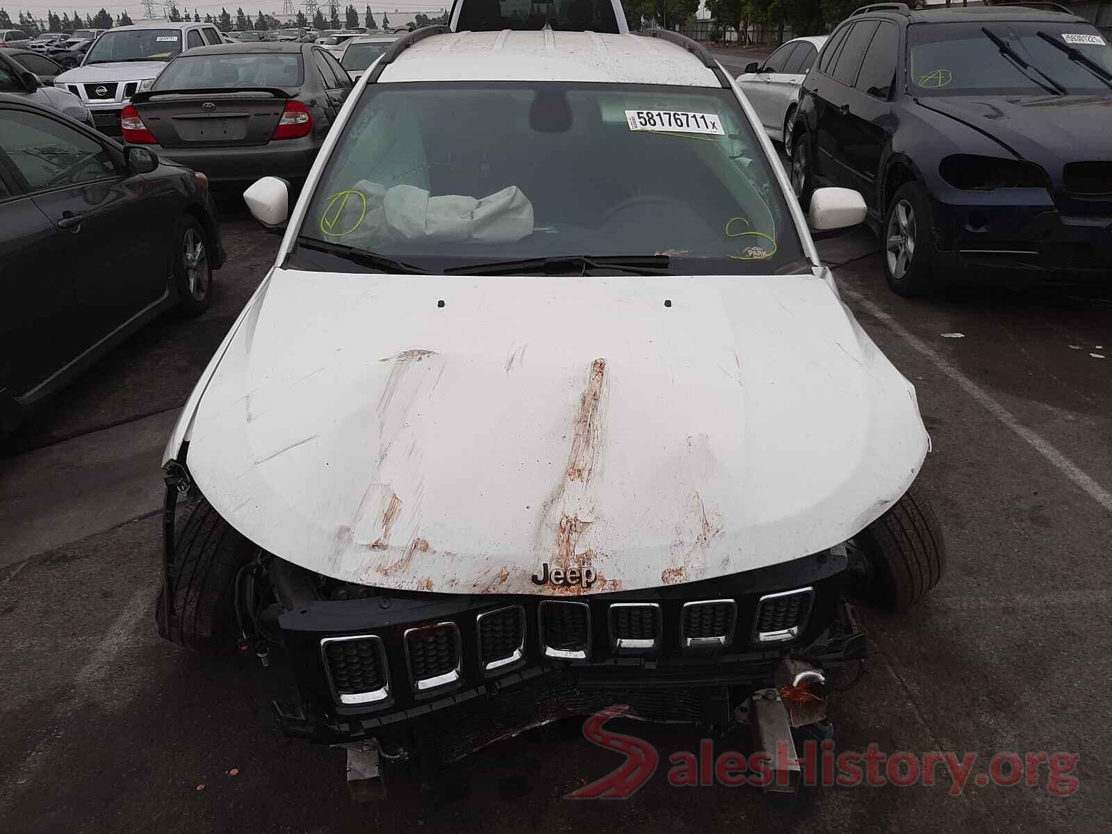 3C4NJCBB0KT614992 2019 JEEP COMPASS