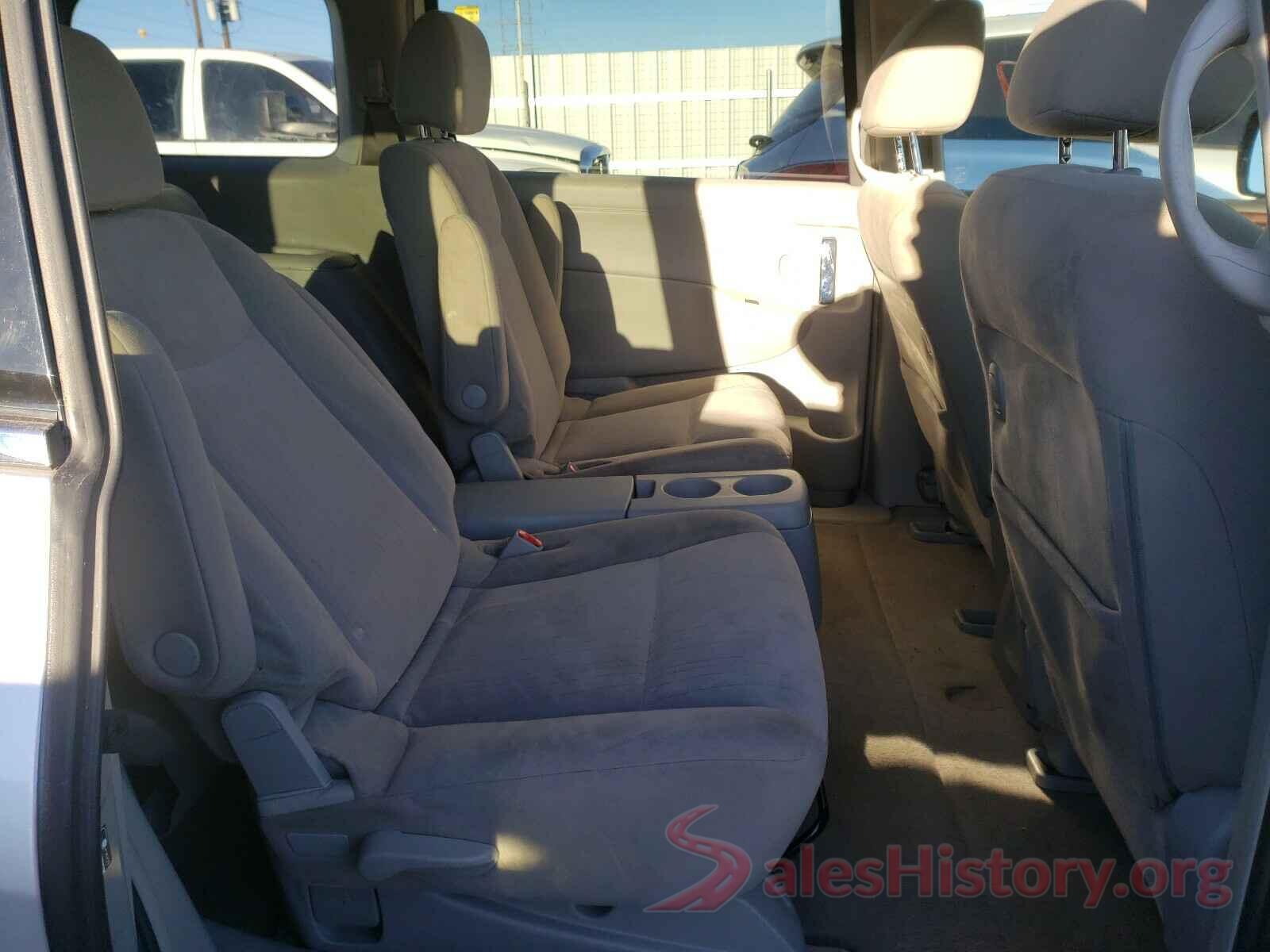 JN8AE2KP3G9150352 2016 NISSAN QUEST