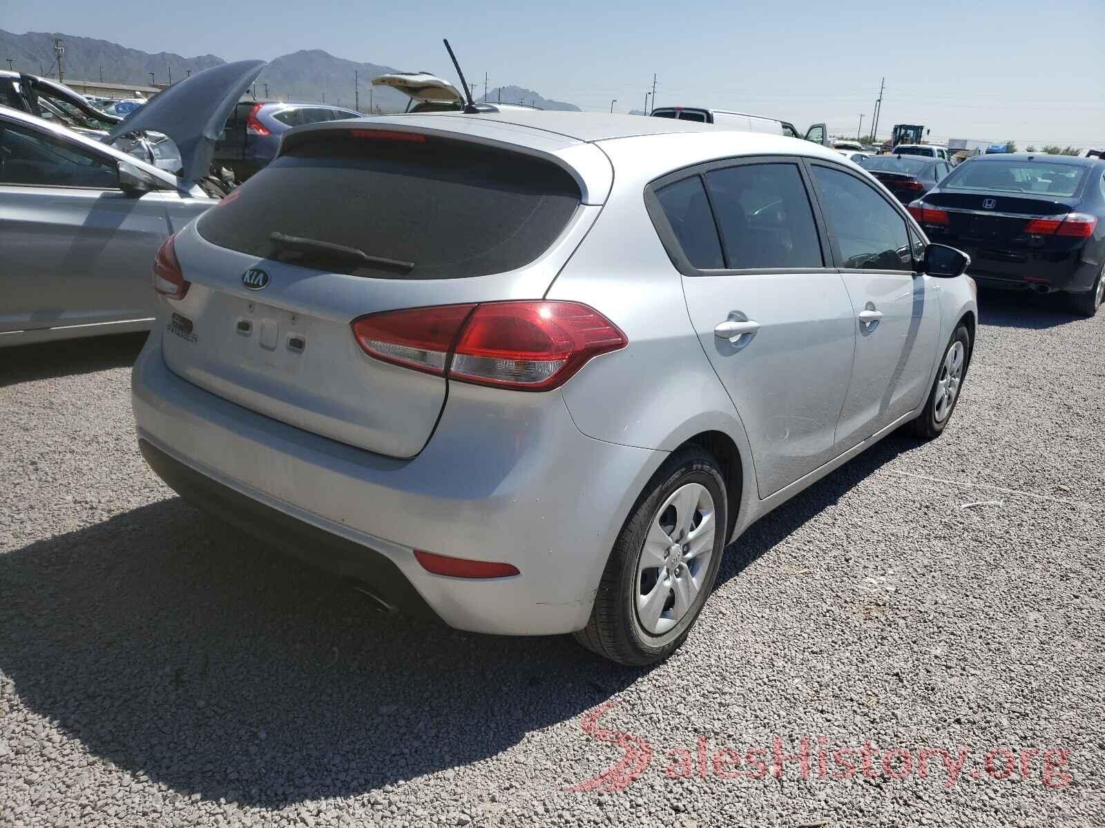 KNAFK5A8XH5705308 2017 KIA FORTE