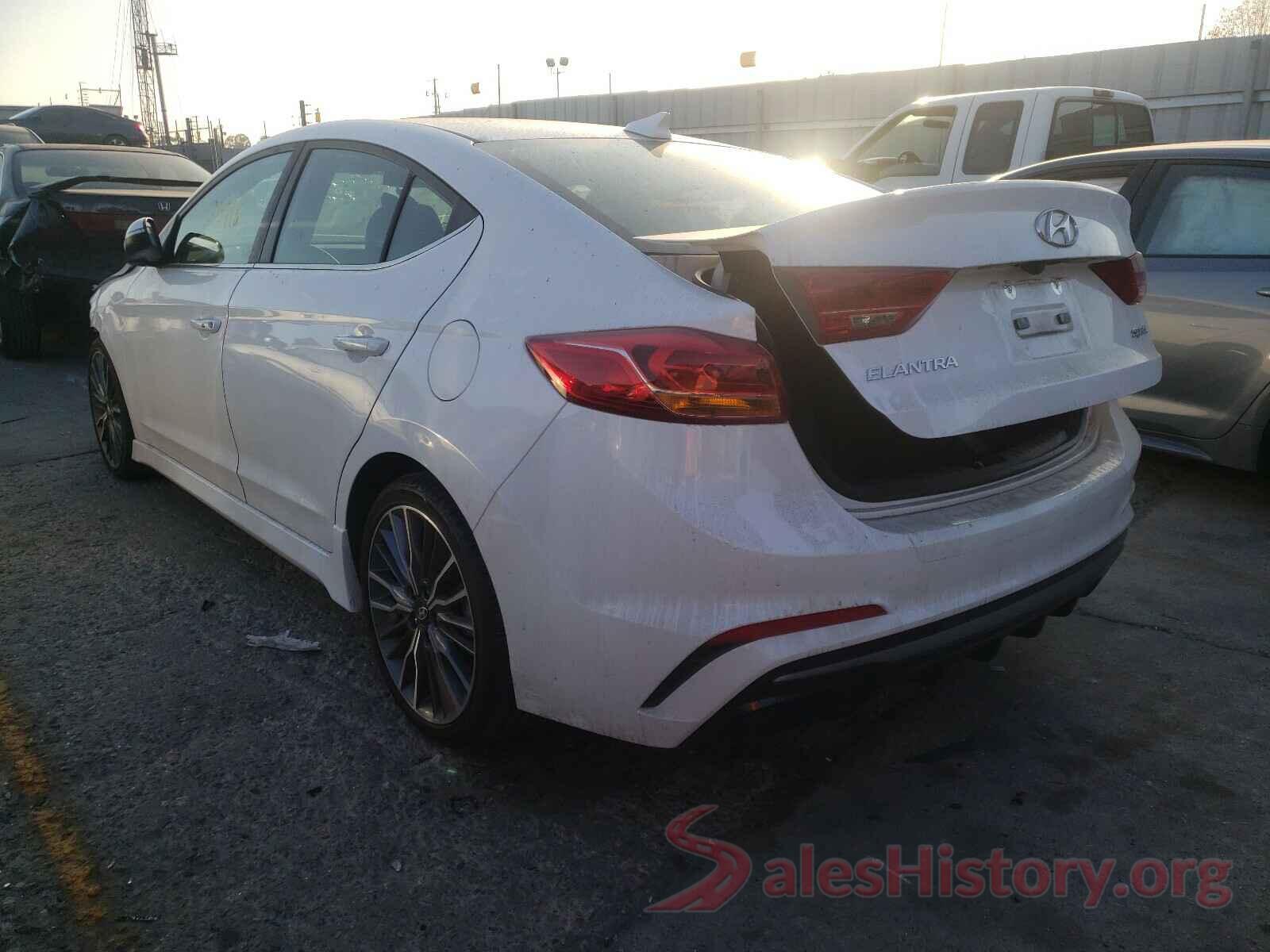 KMHD04LBXHU351049 2017 HYUNDAI ELANTRA