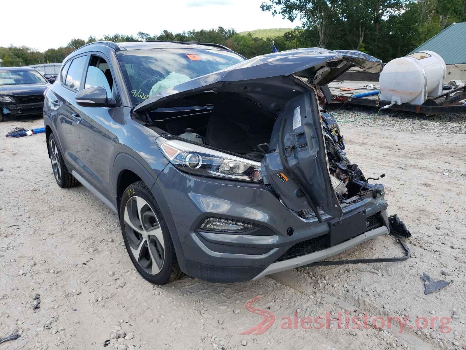 KM8J3CA25HU555782 2017 HYUNDAI TUCSON