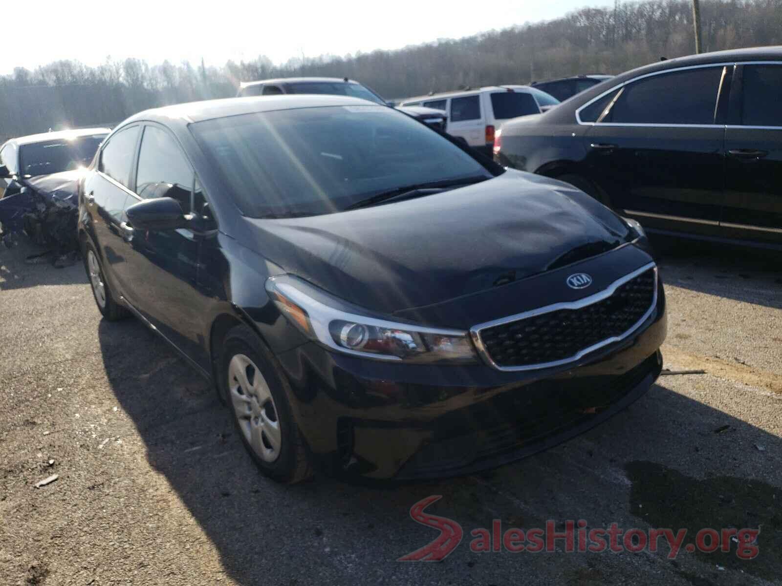 3KPFK4A77HE137527 2017 KIA FORTE