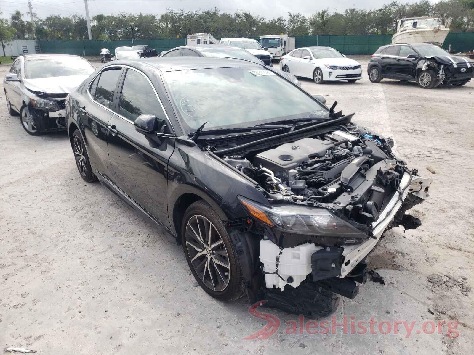 4T1G11AK6MU404559 2021 TOYOTA CAMRY