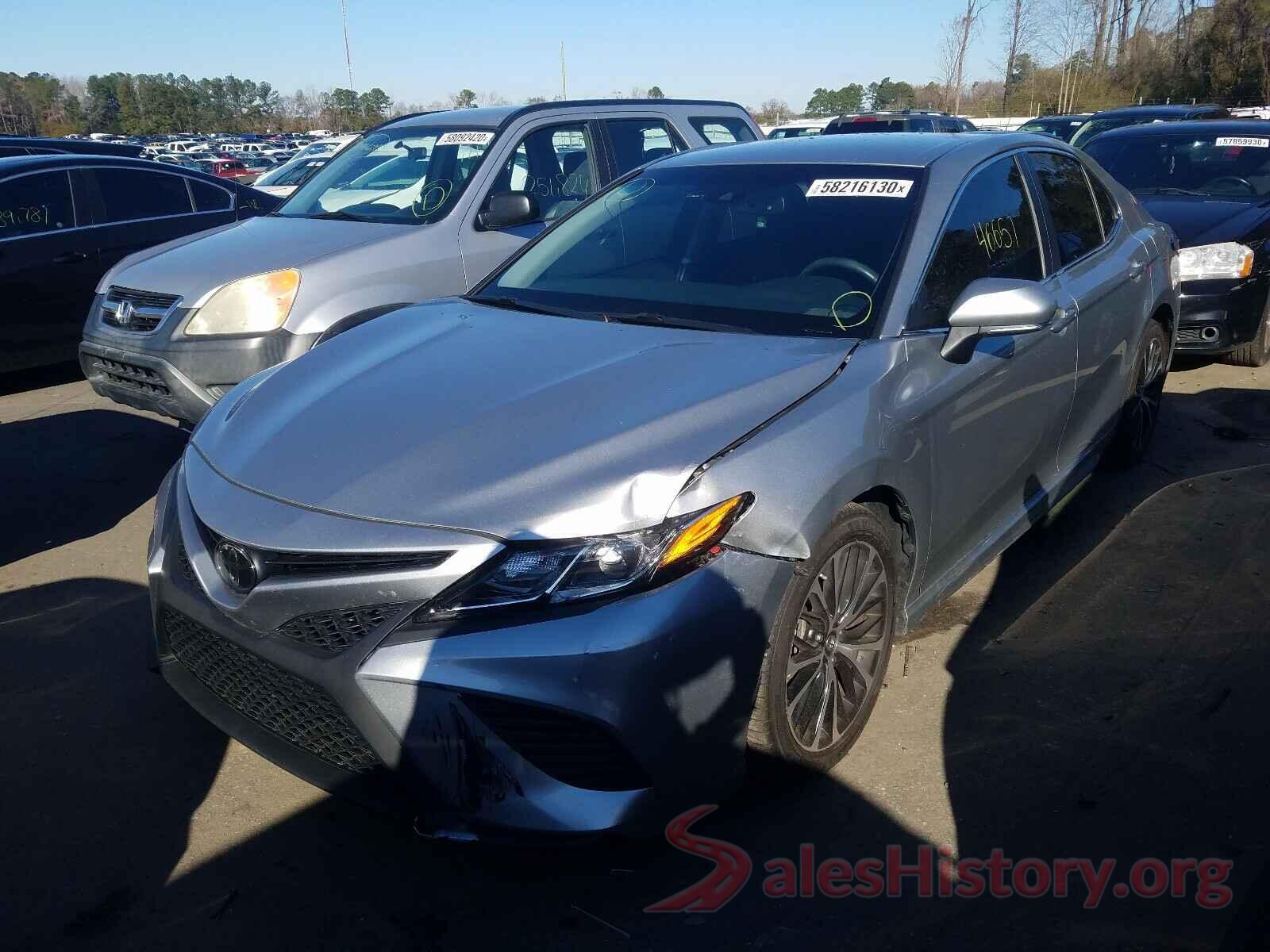 4T1B11HK5JU582670 2018 TOYOTA CAMRY