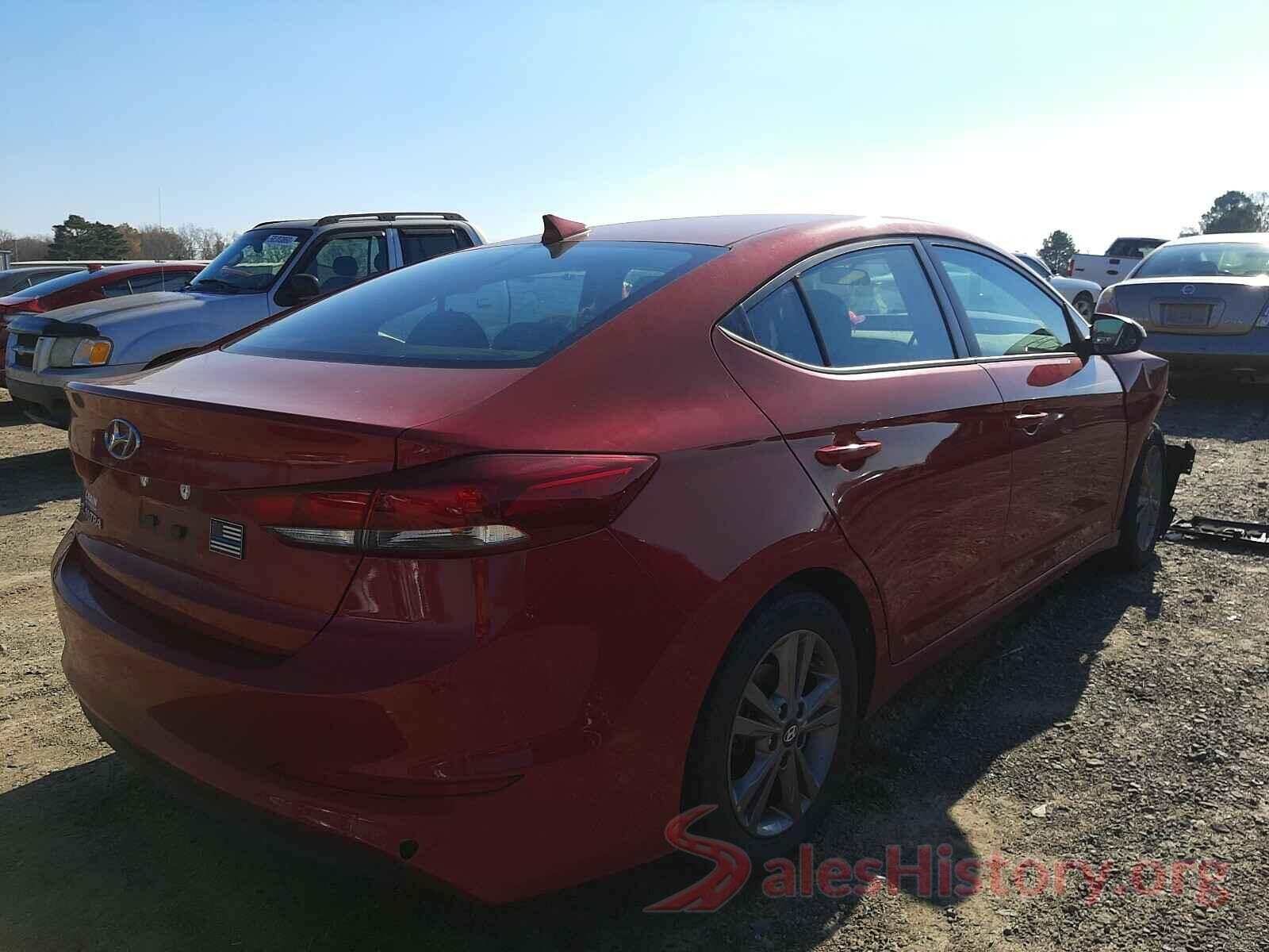 5NPD84LFXJH390918 2018 HYUNDAI ELANTRA