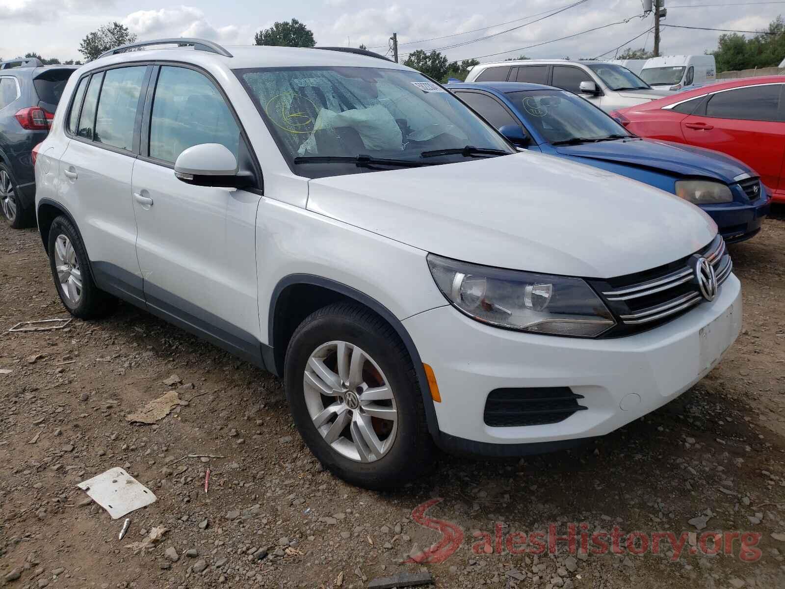 WVGBV7AXXGW577569 2016 VOLKSWAGEN TIGUAN