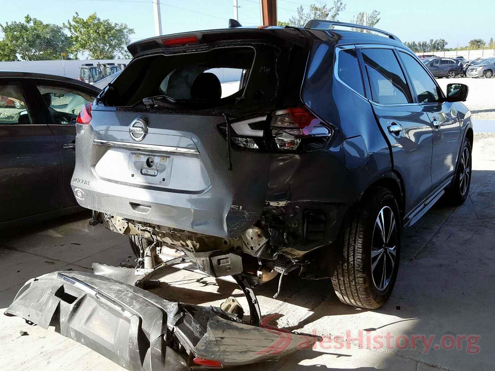 5N1AT2MT0HC749849 2017 NISSAN ROGUE