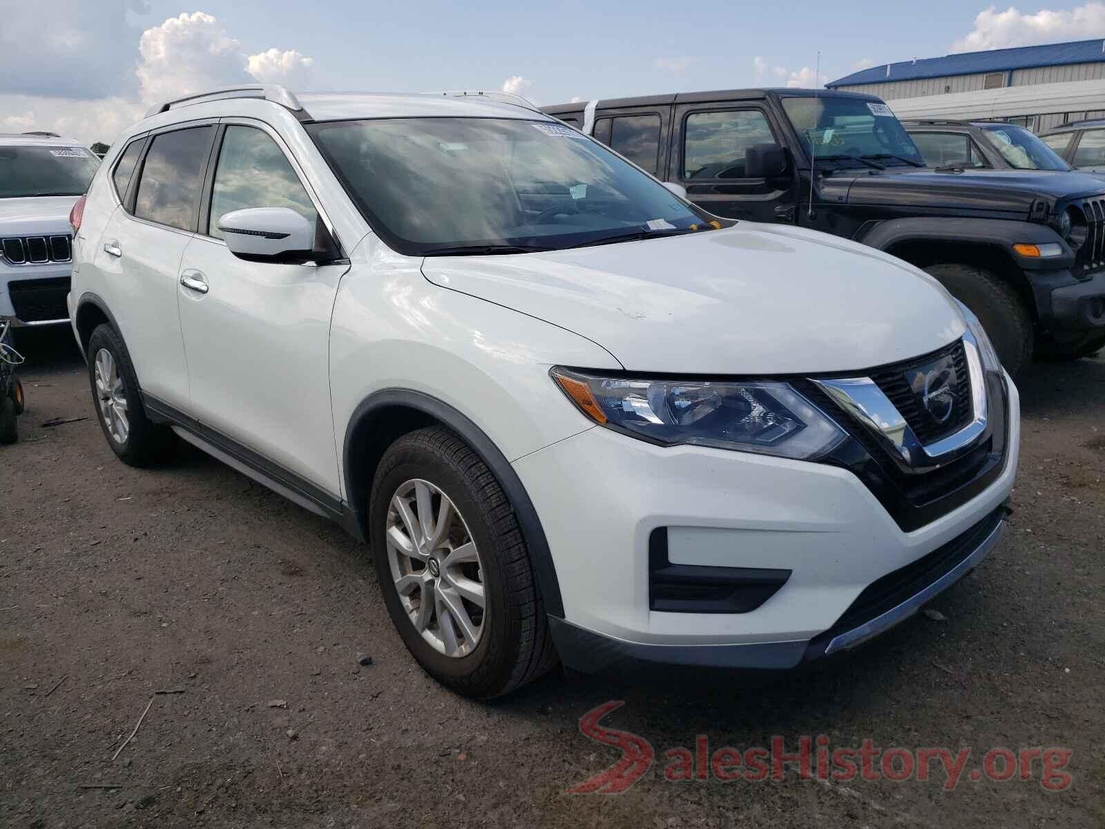 KNMAT2MT3HP588278 2017 NISSAN ROGUE