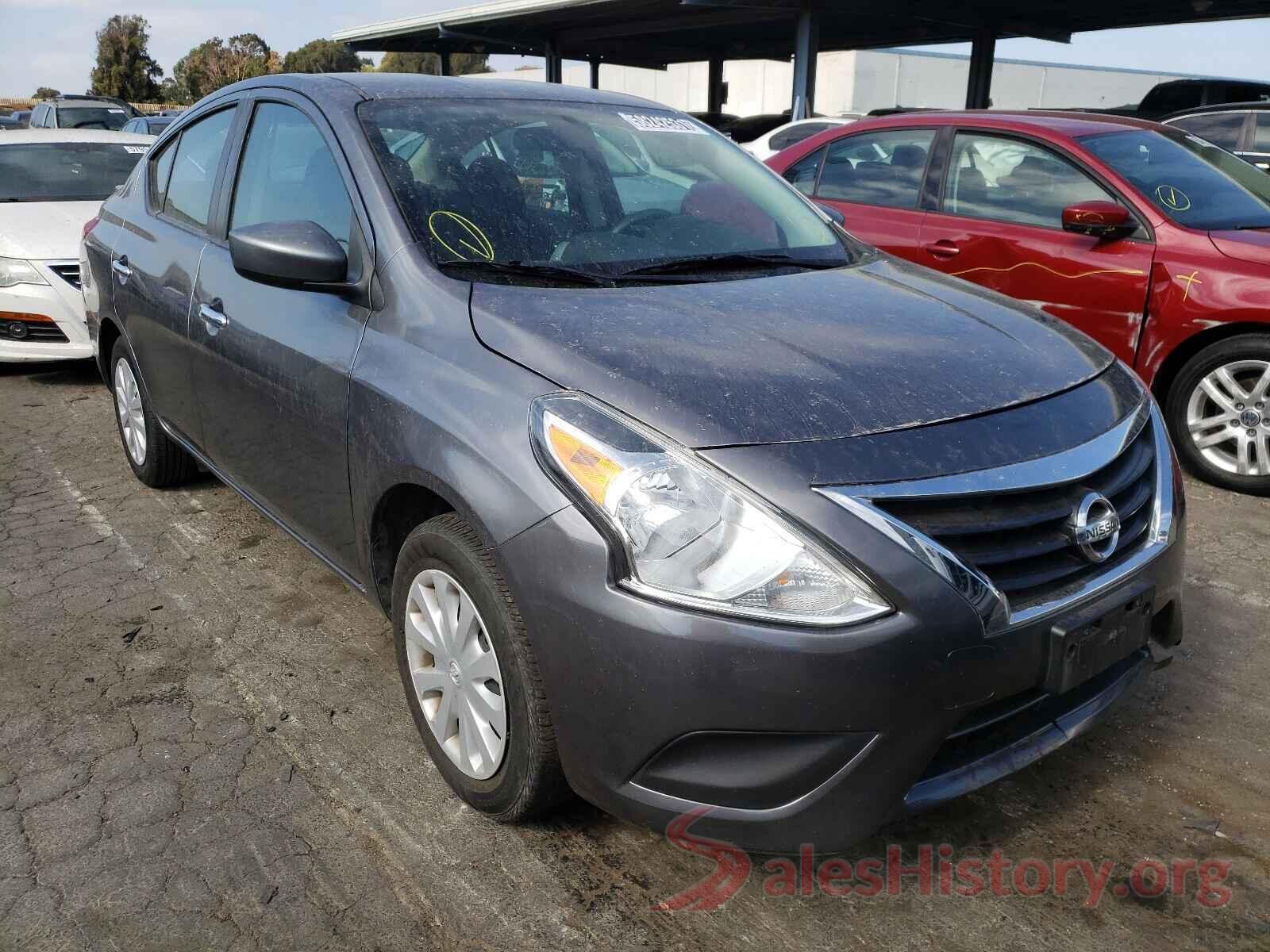 3N1CN7AP1JL882516 2018 NISSAN VERSA