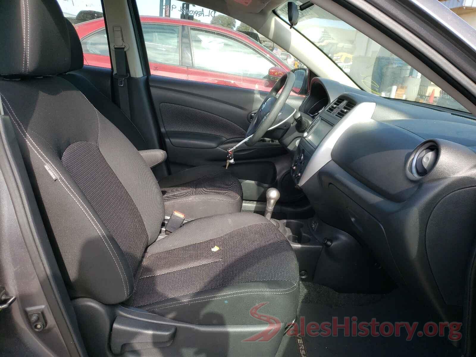 3N1CN7AP1JL882516 2018 NISSAN VERSA