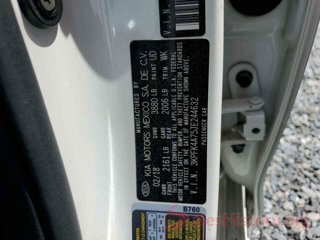 3KPFK4A75JE244632 2018 KIA FORTE