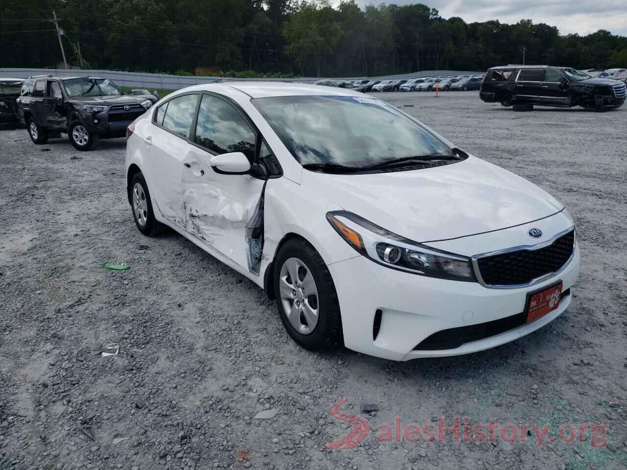 3KPFK4A75JE244632 2018 KIA FORTE